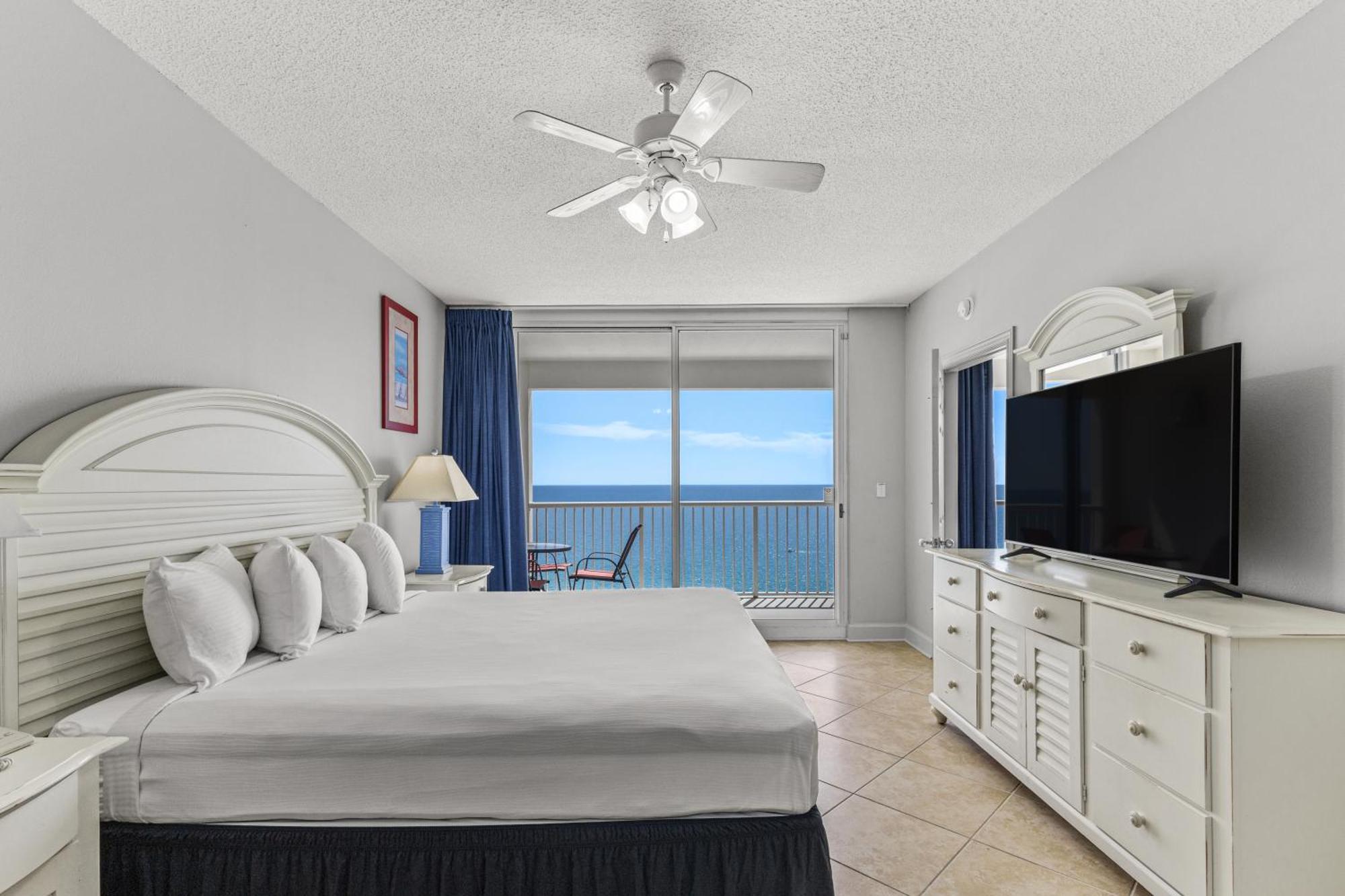 Official Majestic Beach Resort - Over 60 Units - All Ocean Front, Panama City Beach, Fl Habitación foto