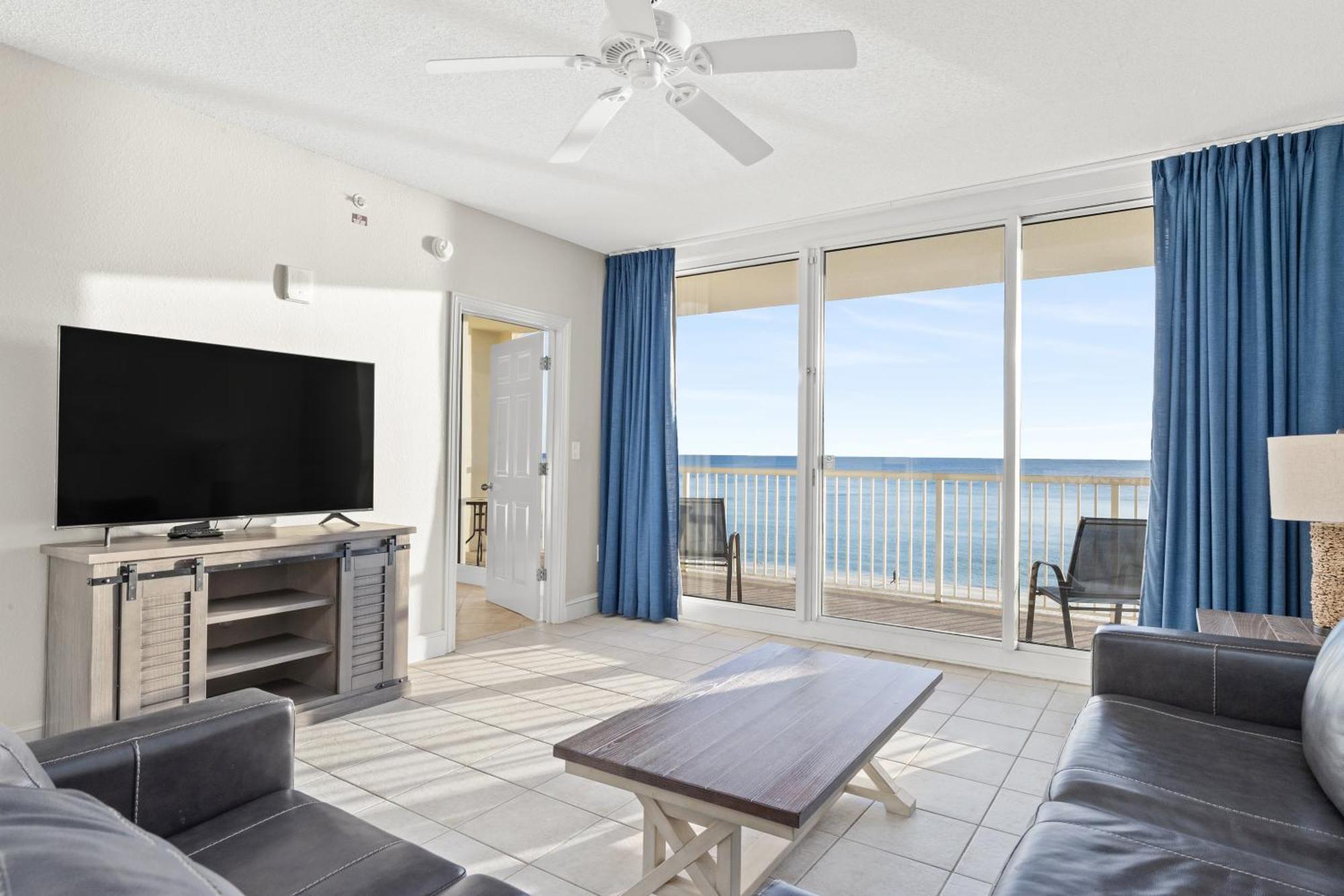 Official Majestic Beach Resort - Over 60 Units - All Ocean Front, Panama City Beach, Fl Habitación foto