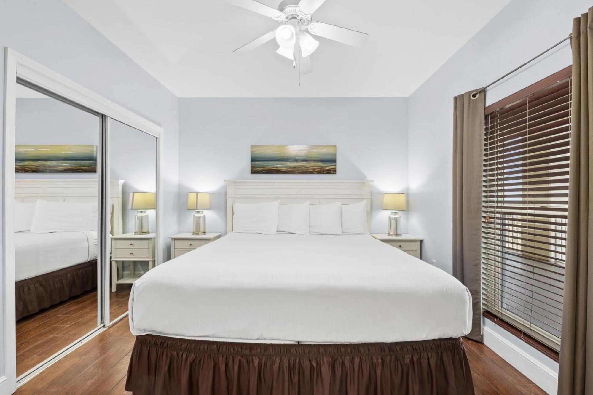 Official Majestic Beach Resort - Over 60 Units - All Ocean Front, Panama City Beach, Fl Habitación foto